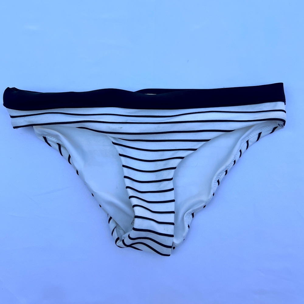Jack Wills swimwear women’s striped Bikini bottoms size 2
